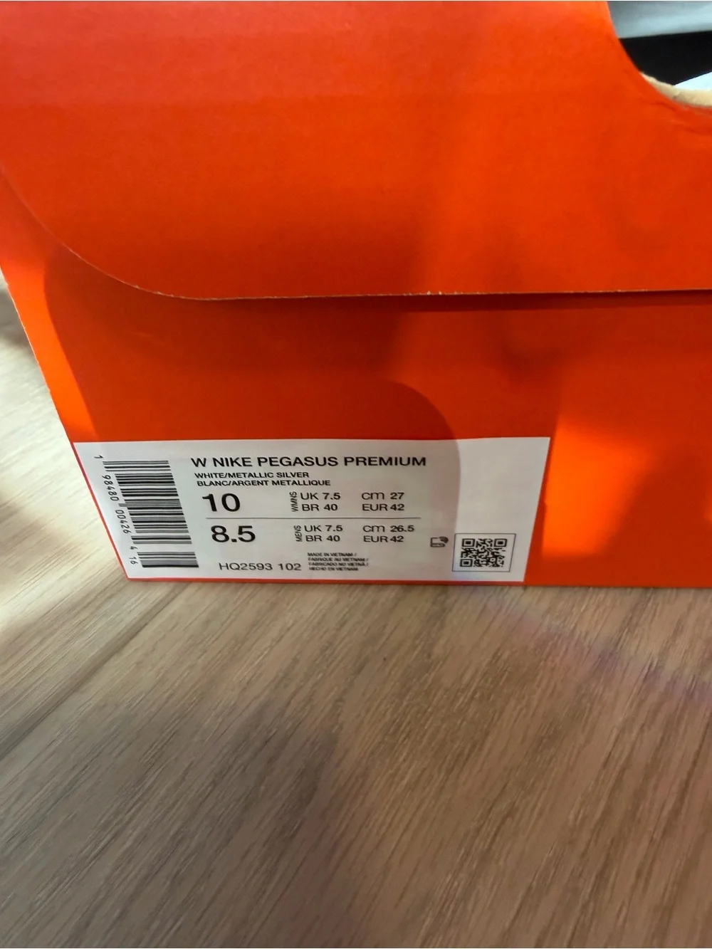Nike white sneakers
